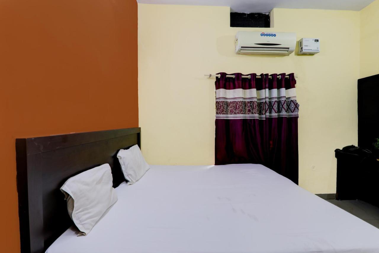 Oyo Suman Niwas 3* Lucknow