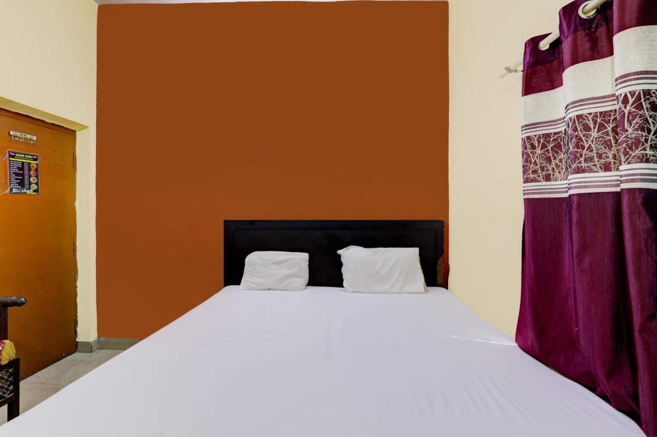 Oyo Suman Niwas Hotel 3*