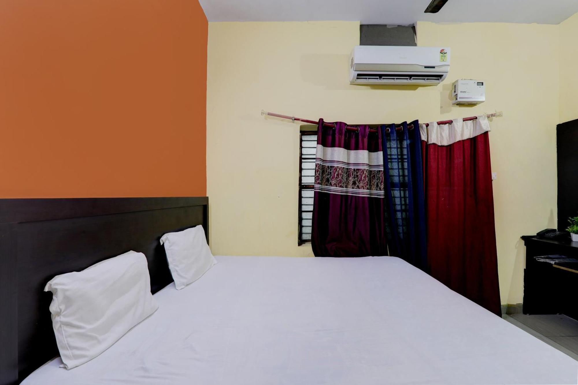 Hotel Oyo Suman Niwas