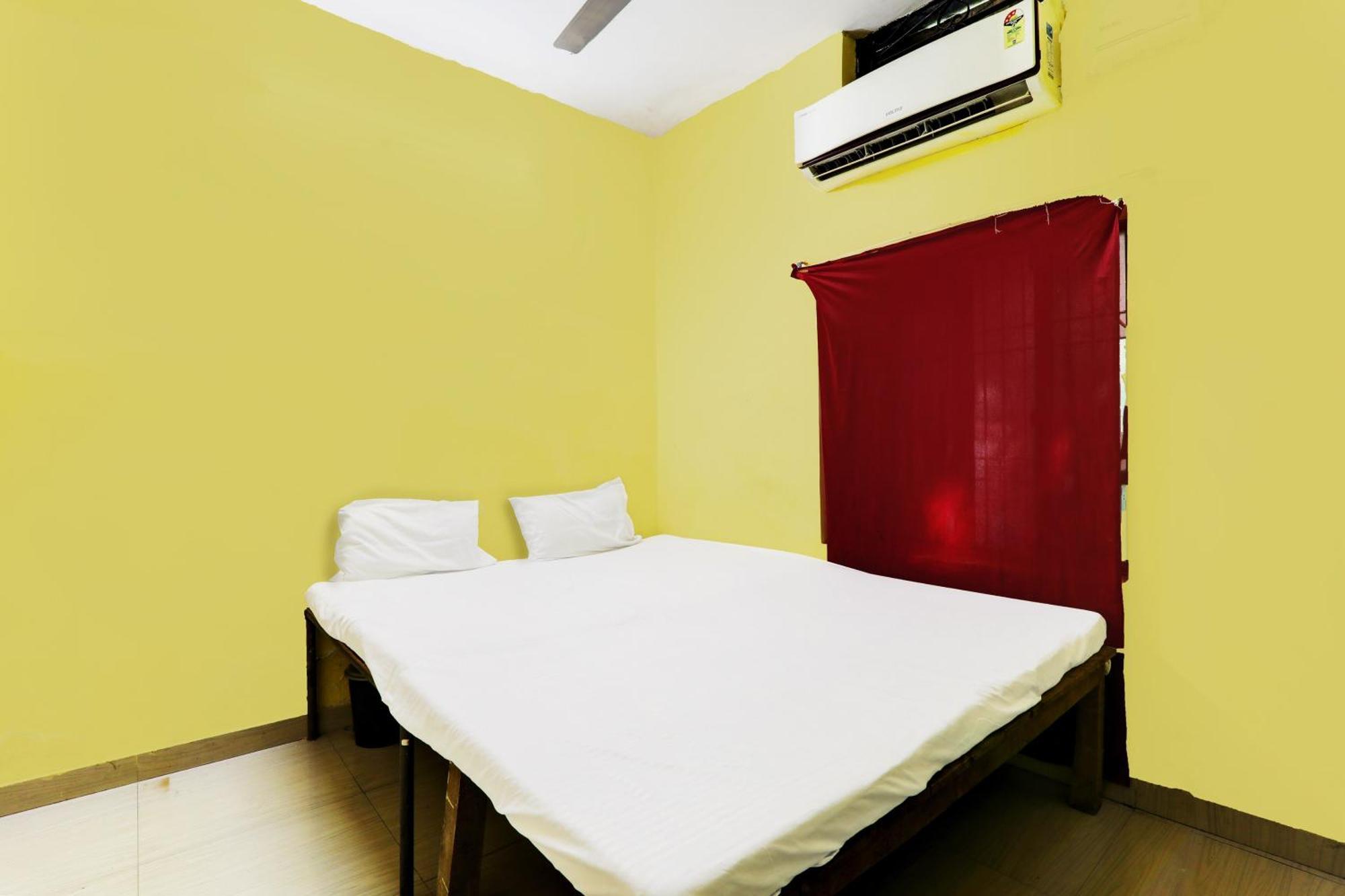 Hotel Oyo Suman Niwas 3*