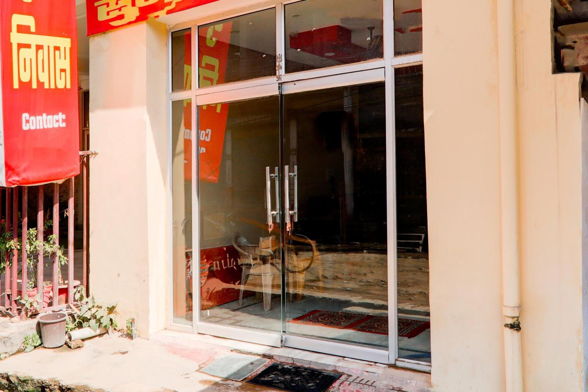 Oyo Suman Niwas 3* Lucknow